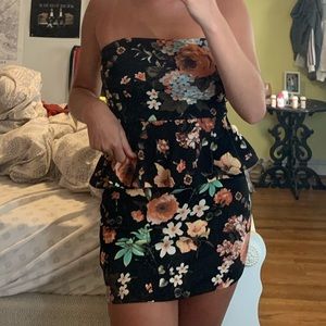 Strapless Floral mini dress!!